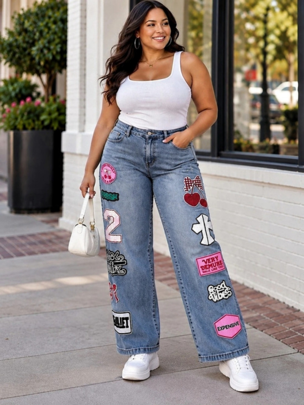 Celebrity Ace Jeans 90's Straight Leg Embellished Jeans in Blue Waist 18 NWT